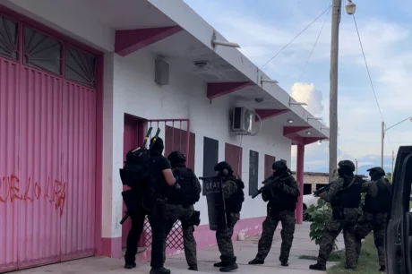 Uno de los allanamientos de la Policía Aeroportuaria en Jujuy. . Imagen: Policía Aeroportuaria