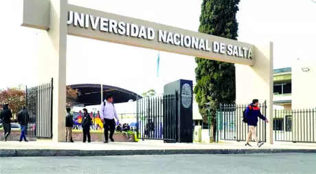 El lunes la Casa de Altos Estudios dará detalles por la retención de tarjetas. Foto: UNSa.