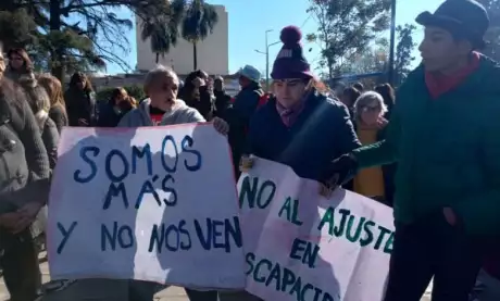  Preocupa la situación de las familias con miembros con discapacidad.