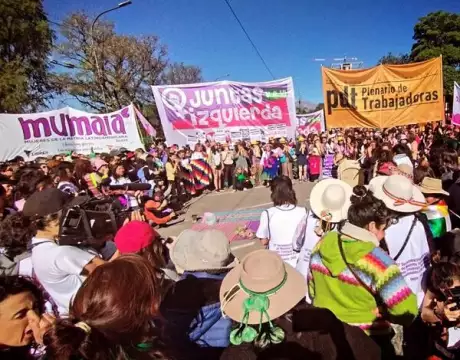  Más de 30 mil mujeres y disidencias ayer viernes.