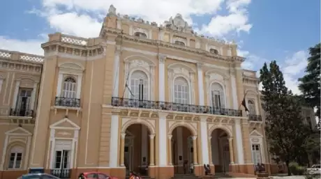  Jueves de senadores.